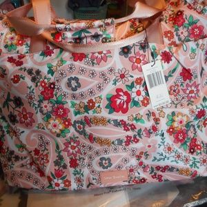 NEW Vera Bradley Large Reactive Travel Tote -  Prairie Paisley NWT
